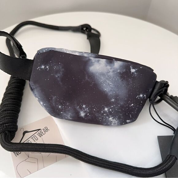 ⭕️ VERSACE JEANS Men’s Pouch Bag Space Black Color Designer Logo - Picture 4 of 5